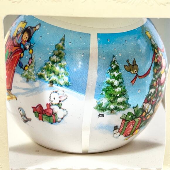 Hallmark Unbreakable Baby’s First Christmas Satin Ornament Tree-Trimmer 1979 - Picture 6 of 7